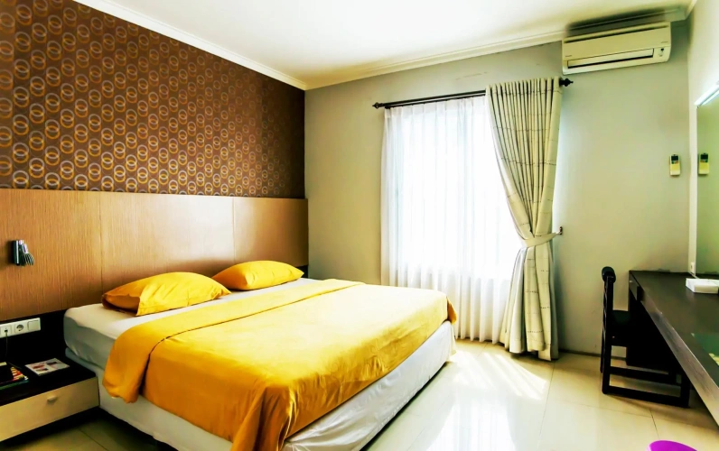 Royal room
