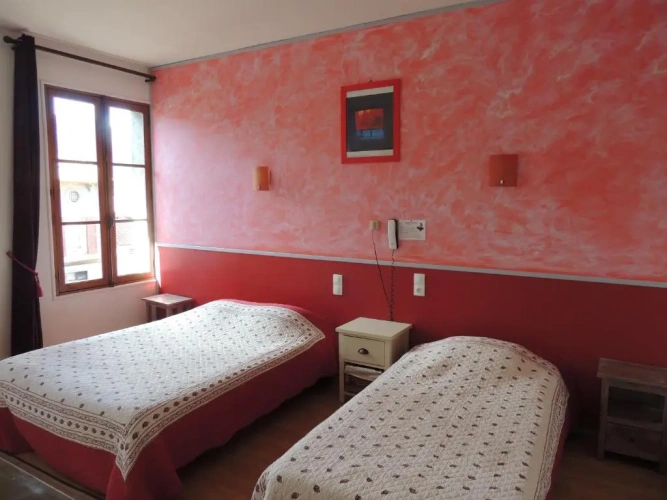 Standard Triple room with view
