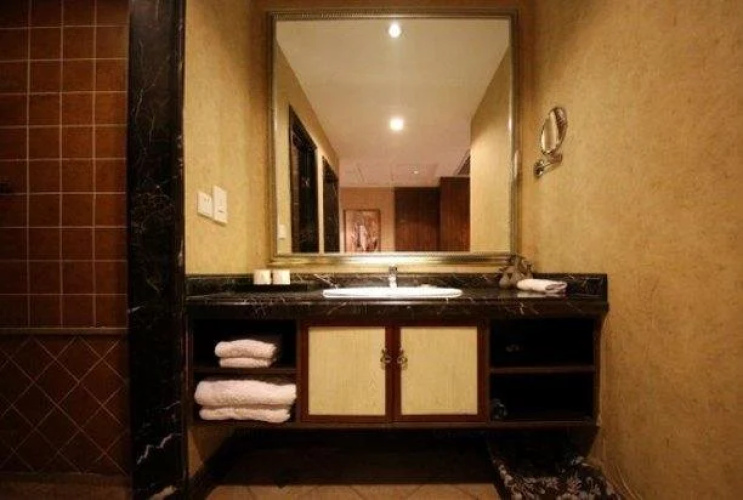 Qingshuiwan Hot Spring Holiday Village