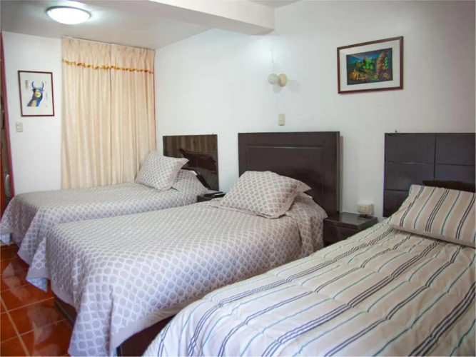 Casa de Laura B&B