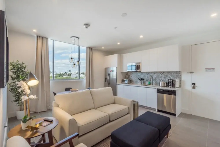 VHC Luxury Apartments 538 Apt #502