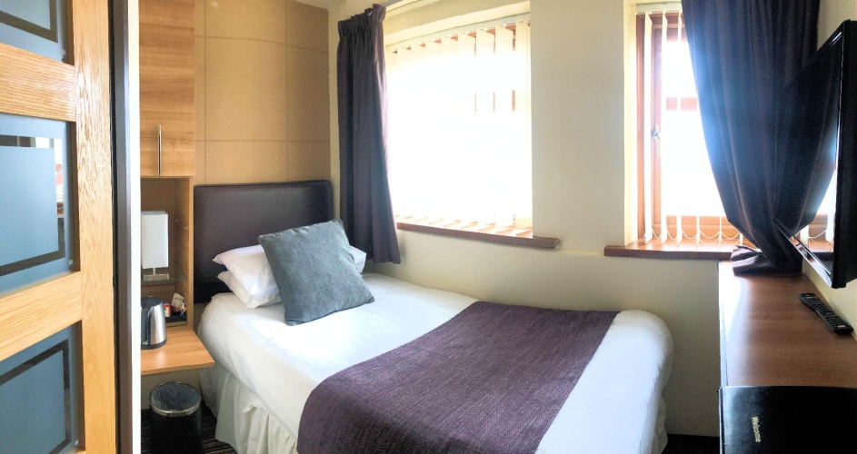 Standard Single room