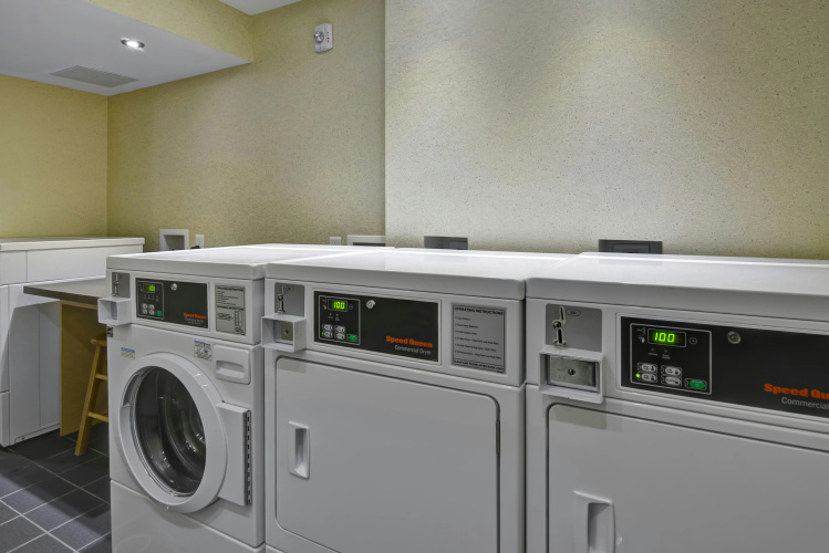 Hampton Inn & Suites Raleigh/Crabtree Valley photo 35