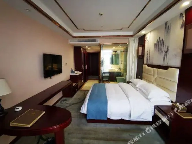 Deluxe Double Suite