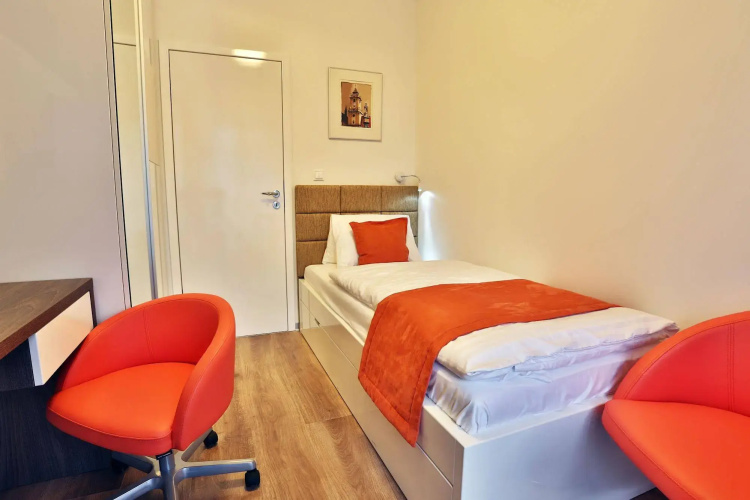 VIP Apartments