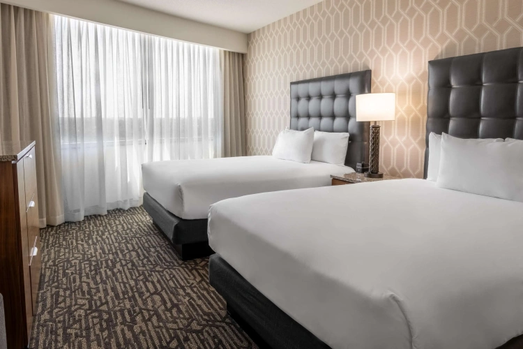 2 Bedrooms Quadruple Suite