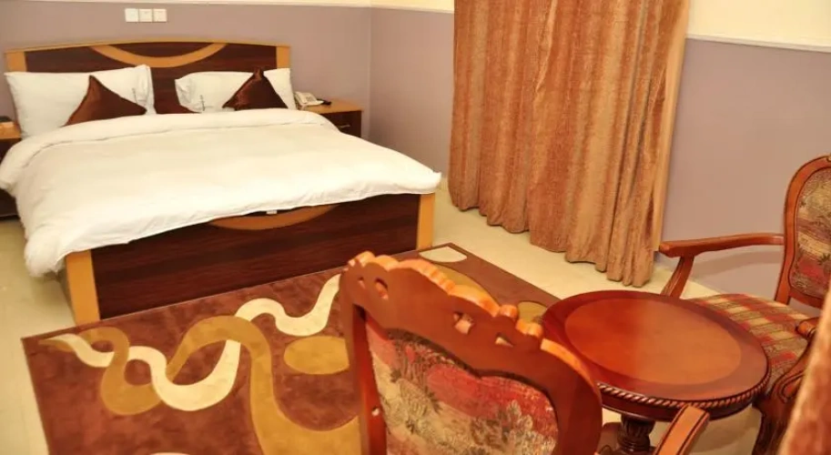 Double Suite