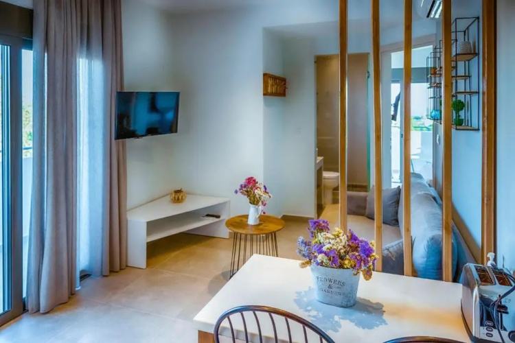 Kipos Suites & Apartments