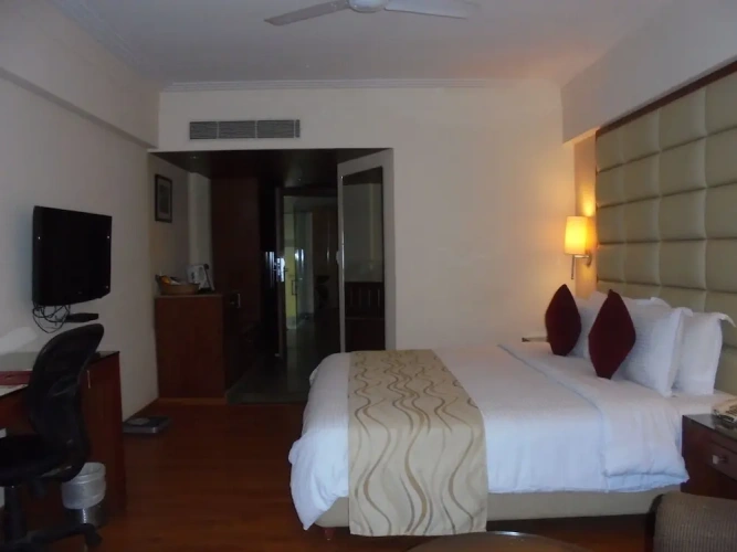 Standard Club room