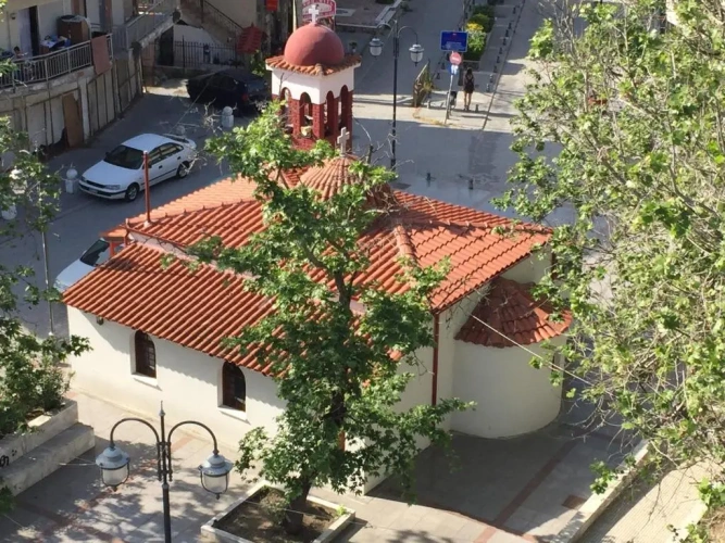 1 Bedroom Apartment with partial sea view