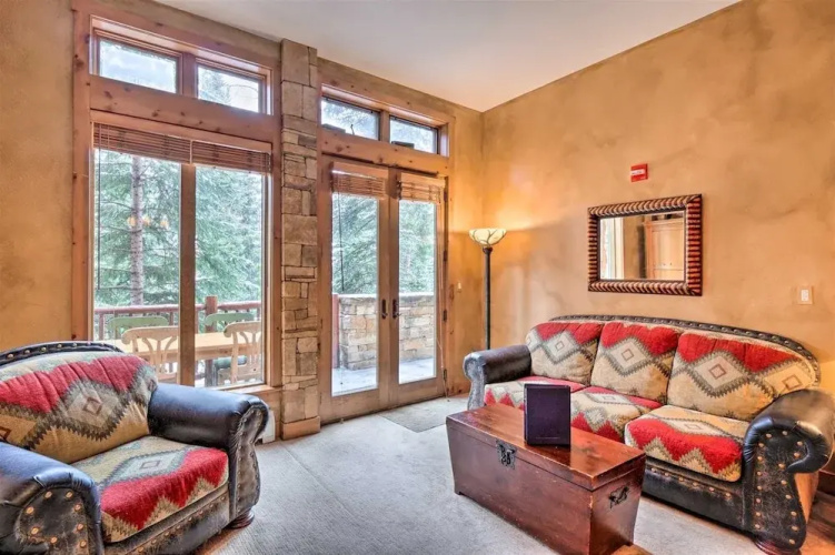 1 Bedroom Condo
