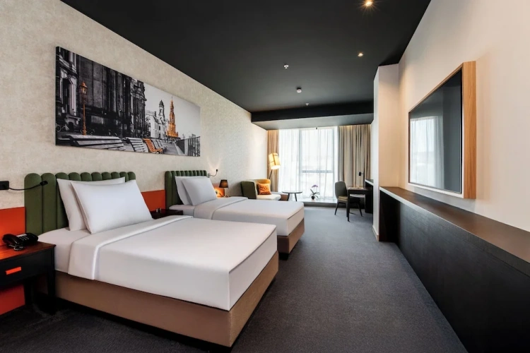 Premium Extra Space Twin room