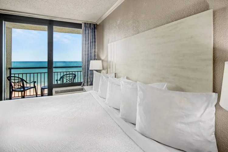 Double Studio oceanfront