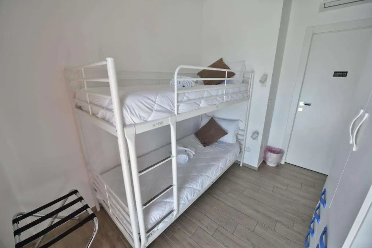 B&B Wojtyla Airport Bari