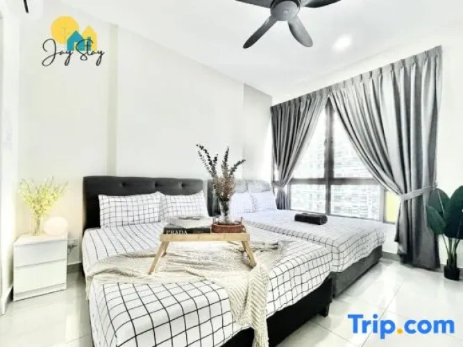 2 Bedrooms Apartment
