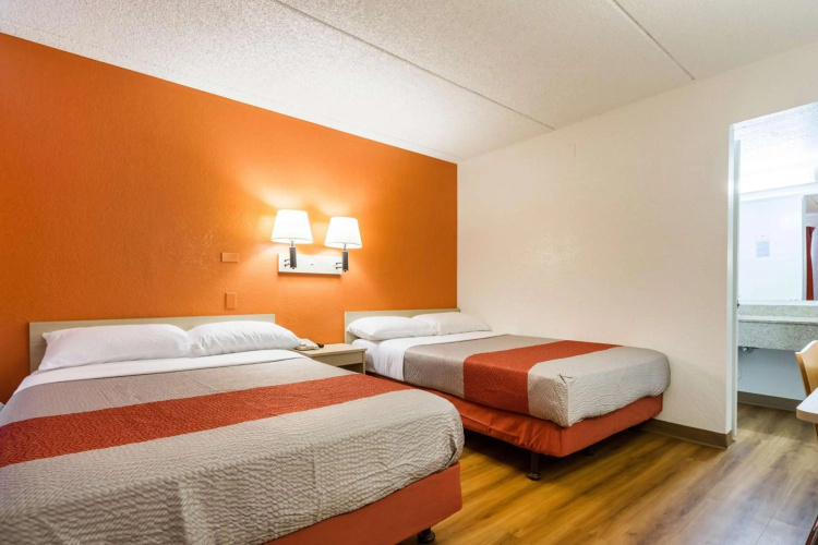 Motel 6 Phoenix Tempe Priest Dr photo 22