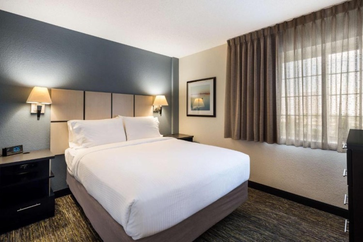 1 Bedroom Double Suite