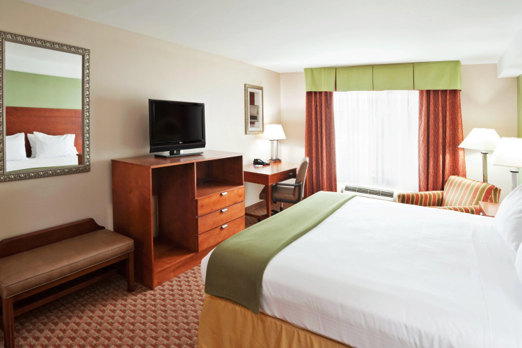 Holiday Inn Express Hotel & Suites Niagara Falls by IHG