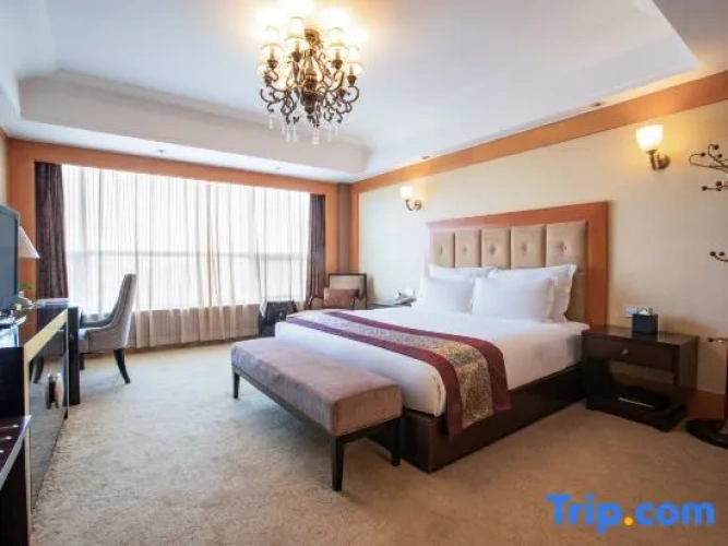 Suite with garden view