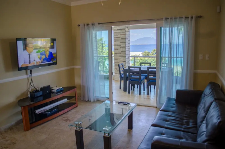 Hill Top Apartment