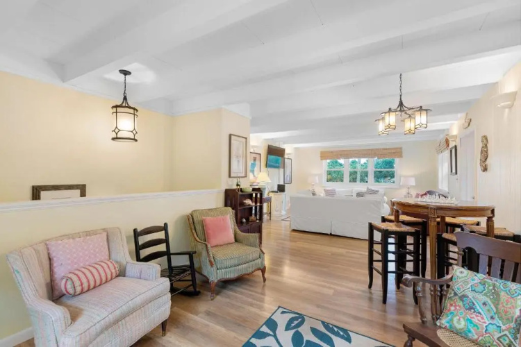 612 E Ashley - Shore Beats Work - 4 Bedrooms