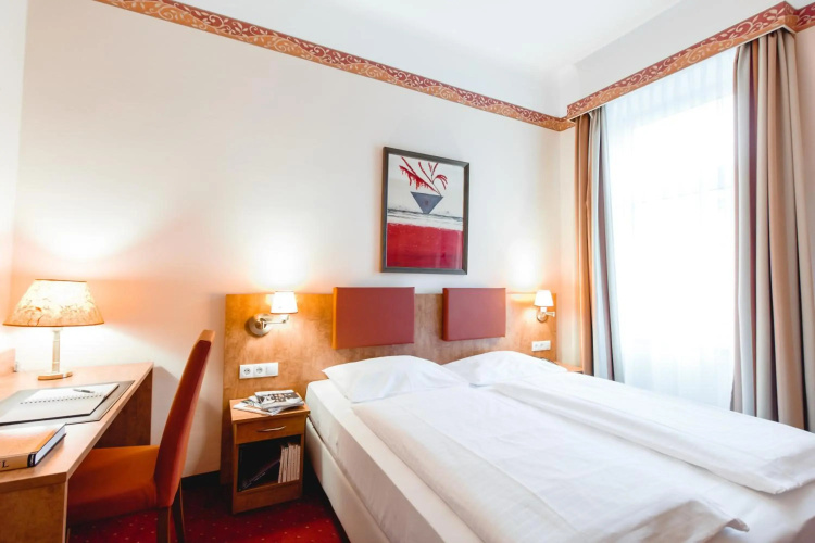 Hotel Allegro