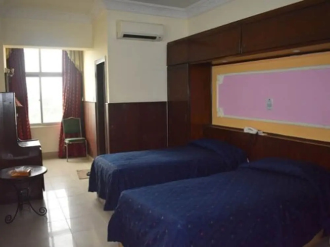 Hotel De Mall