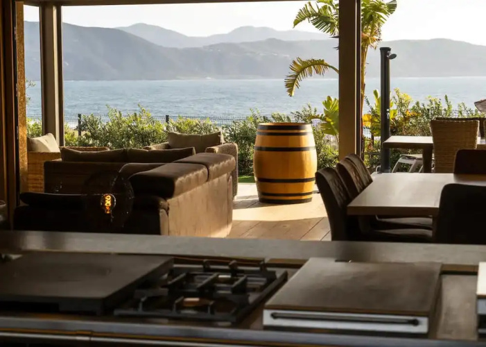 Villa Riposu Jacuzzi Pool Beach Access on Foot