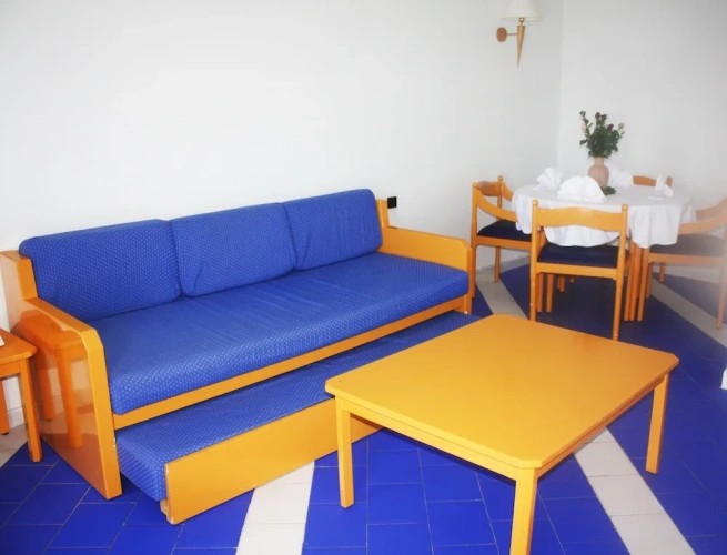 1 Bedroom Economy Apartment with harbour view