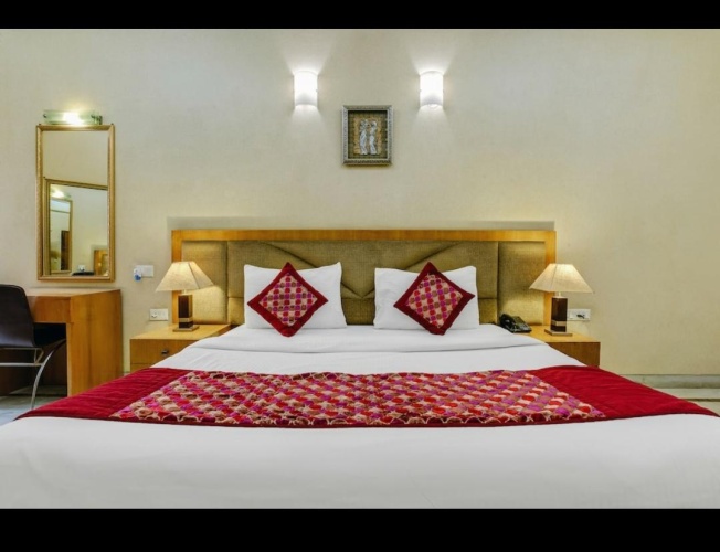 Deluxe Single room