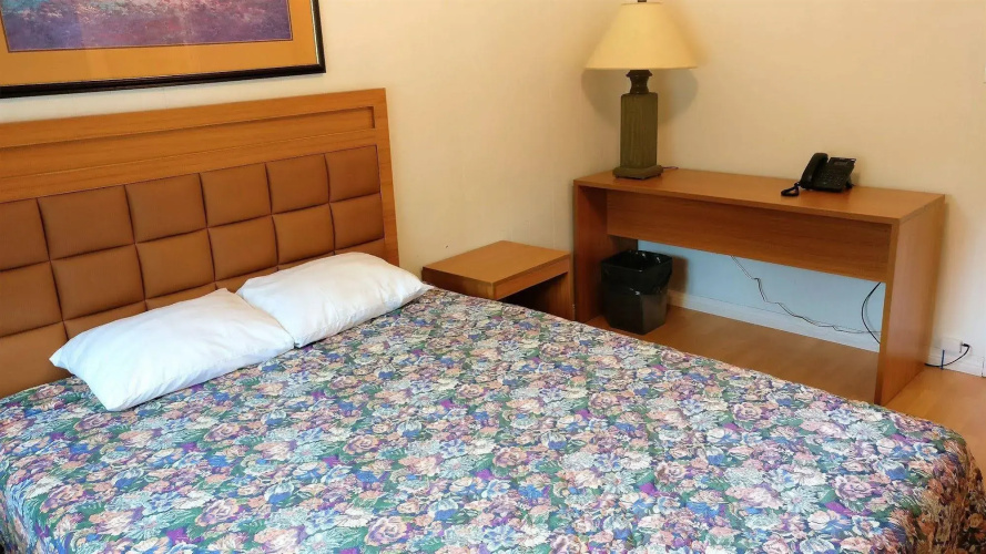 Pemberton Hotel