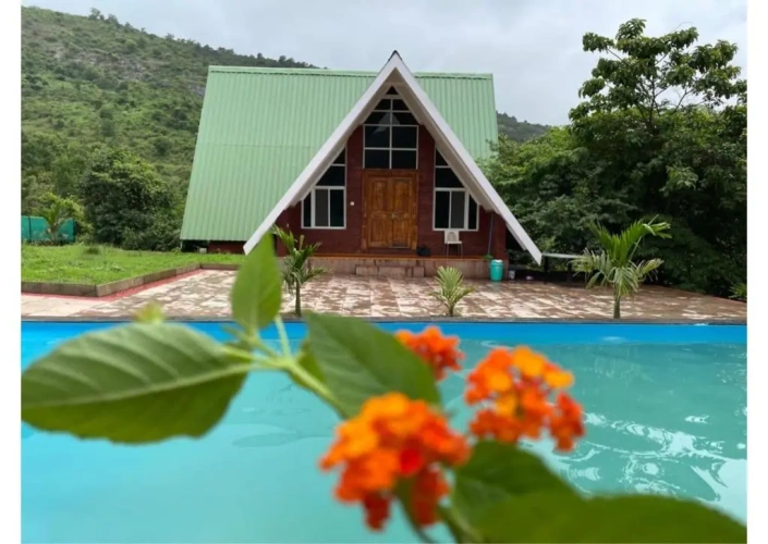 3 Bedrooms Villa