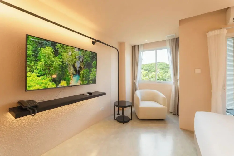 Mai Hotel