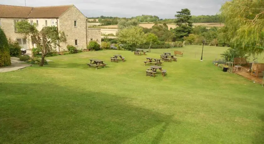 The Willoughby Arms