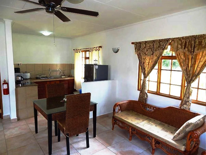 Le surmer self catering chalets