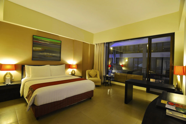 100 Sunset Hotel Managed by Eagle Eyes