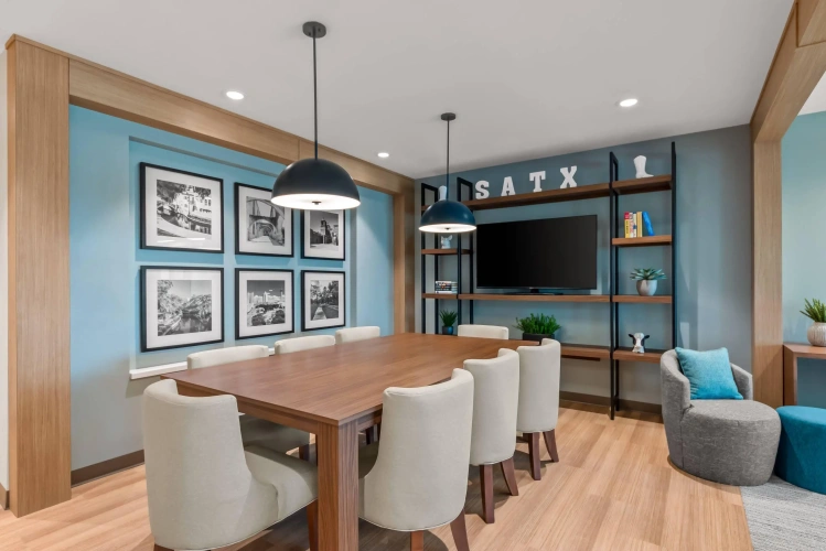 Guest rooms