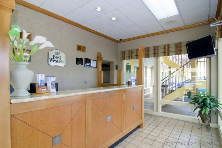 Best Western Greenbrier Inn