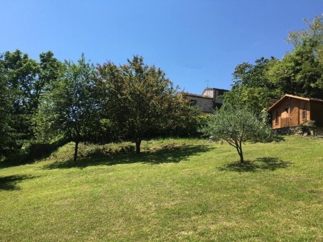 2 Bedrooms Villa