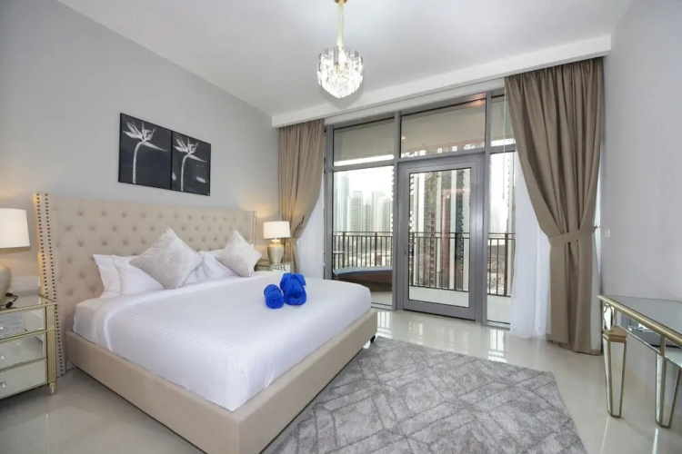 New Arabian Boulevard Cresent