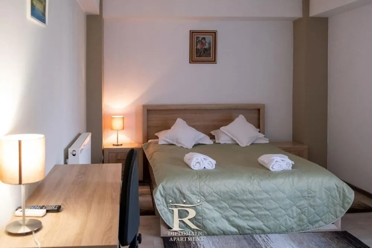 Apartment Family Rivulus