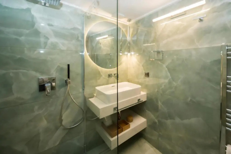 Luxury Premium Suite #4