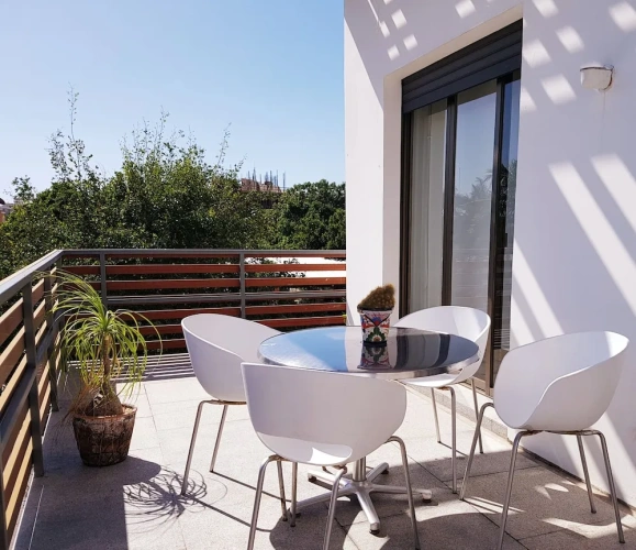 Apartment with balcony