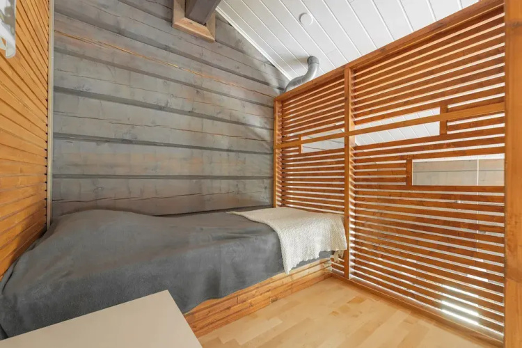 Comfy Cabin in Tahko  with Hot Tub. Private Sauna
