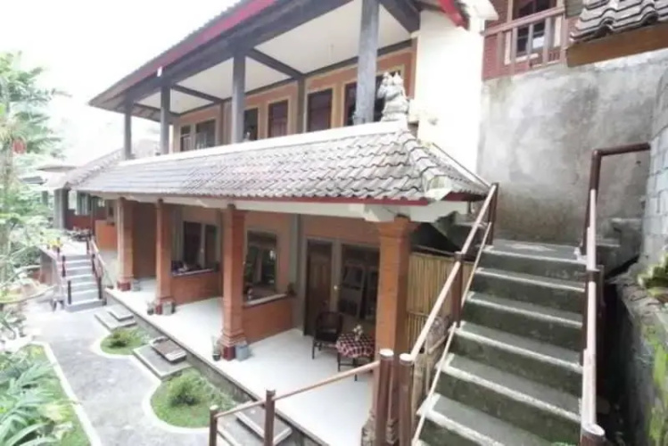 Citrus Tree Rooms - Arik