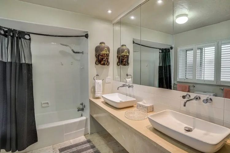 Beachfront Living in Long Beach: 2,500 Sq Ft Condo