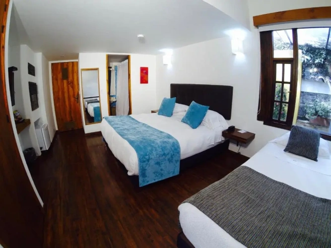Standard Triple room