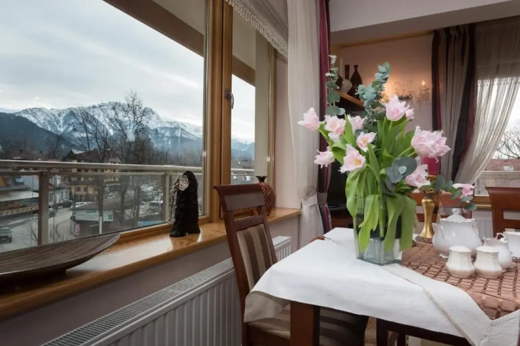 2 Bedrooms Luxury Apartment
