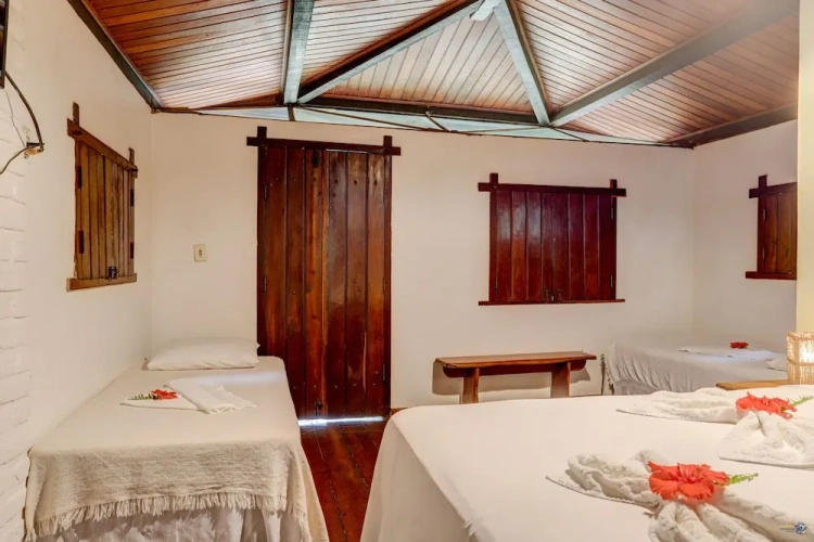 1 Bedroom Family Suite with balcony and beachfront