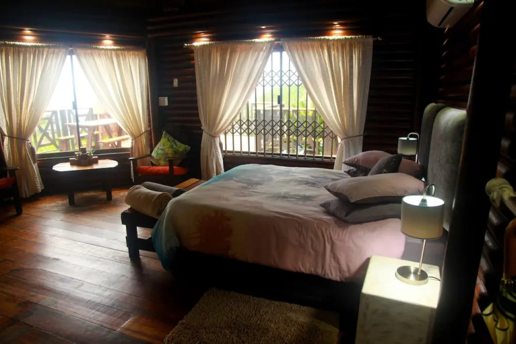 Mzimayi River Lodge